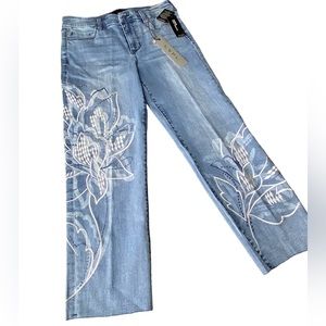 NWT Liverpool Embroidered Straight Crop Jeans Raw Hem Size 8